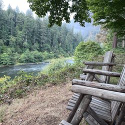 Paradise Lodge