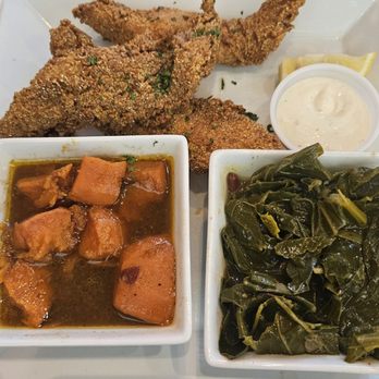 Georgia's Restaurant - Catfish, greens, yams - Soul Food Near Me - Long Beach, California
