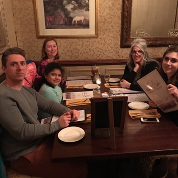 Lola's Farmhouse Bistro - Italian Near Me - Manakin-Sabot, Virginia