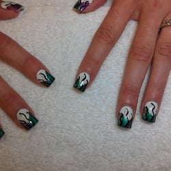 Amanda's Purdy Nails