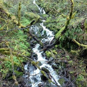Multnomah Falls - Hiking Near Me - Bridal Veil, Oregon Multnomah Falls - Hiking Near Me - Bridal Veil, Oregon