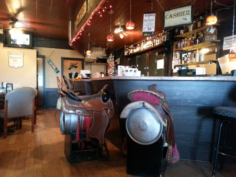 MODELT INN & RESTAURANT Updated September 2024 11 Photos 301