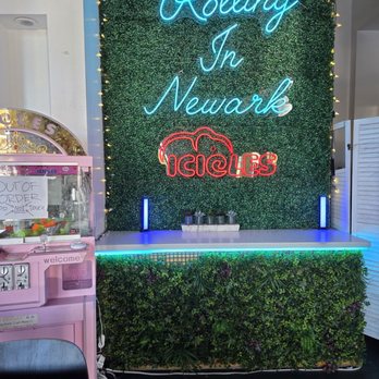 Icicles - Desserts Near Me - Newark, California