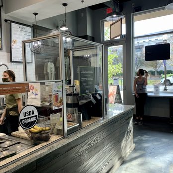 Clean Juice - Entrance - Juice Bars & Smoothies Near Me - Charlotte, North Carolina Clean Juice - Entrance - Juice Bars & Smoothies Near Me - Charlotte, North Carolina