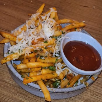 Canard - Wine Bars Near Me - Portland, Oregon Canard - Wine Bars Near Me - Portland, Oregon