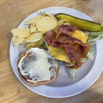 Country Cafe & General Store - Bacon Cheeseburger (8.3.24) - Breakfast & Brunch Near Me - Harpers Ferry, West Virginia