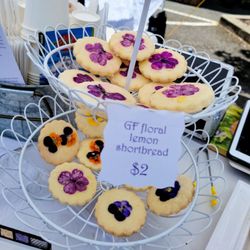 B’s Sweets - Gluten free shortbread