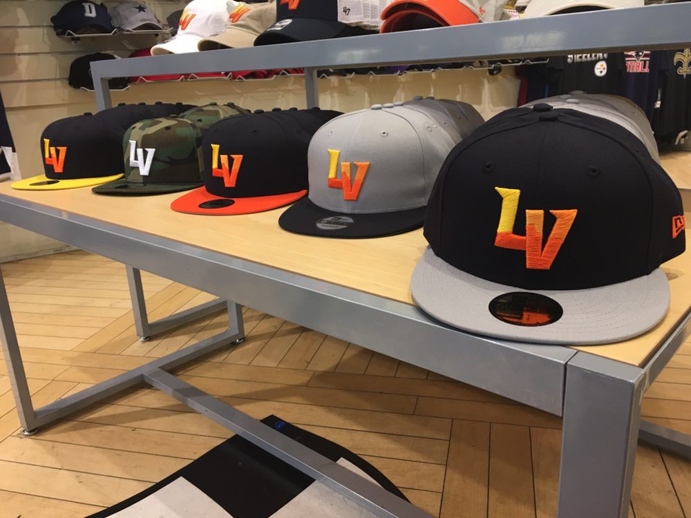 LIDS LOCKER ROOM Updated October 2024 3528 South Maryland Pkwy, Las Vegas, Nevada