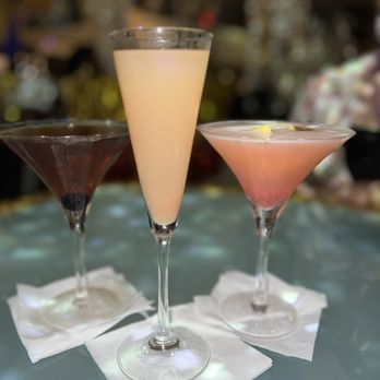 AZ88 - Cosmo, Bellini, Starburst - American Near Me - Scottsdale, Arizona AZ88 - Cosmo, Bellini, Starburst - American Near Me - Scottsdale, Arizona