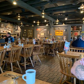 Cracker Barrel Old Country Store - people eating and drinking - Southern Near Me - Orange Park, Florida
