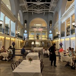 Cafe Alcazar - Interior