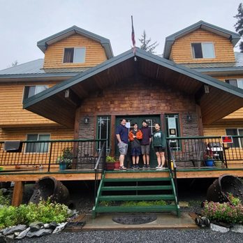 Twin Peaks Lodge & Rv - Beautiful Lodge - Hotels Near Me - Seward, Alaska Twin Peaks Lodge & Rv - Beautiful Lodge - Hotels Near Me - Seward, Alaska