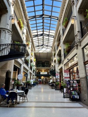 Grove Arcade by null