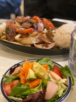 Pollos & Jarras by null