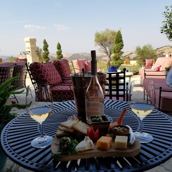 DAOU Vineyards - Wineries Near Me - Paso Robles, California DAOU Vineyards - Wineries Near Me - Paso Robles, California