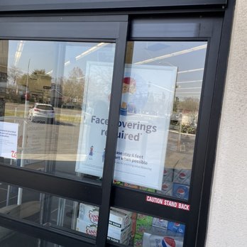 Walgreens - Walking in masks required - Cosmetics & Beauty Supply Near Me - Fresno, California Walgreens - Walking in masks required - Cosmetics & Beauty Supply Near Me - Fresno, California