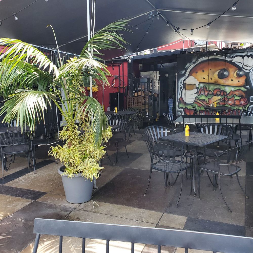 Hilo Burger Joint - Outside seating. - Burgers Near Me - Hilo, Hawaii Hilo Burger Joint - Outside seating. - Burgers Near Me - Hilo, Hawaii