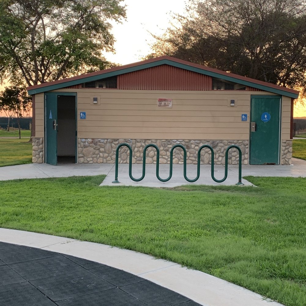 East Village Park - Restroom and bike racks - Parks Near Me - Oxnard, California
