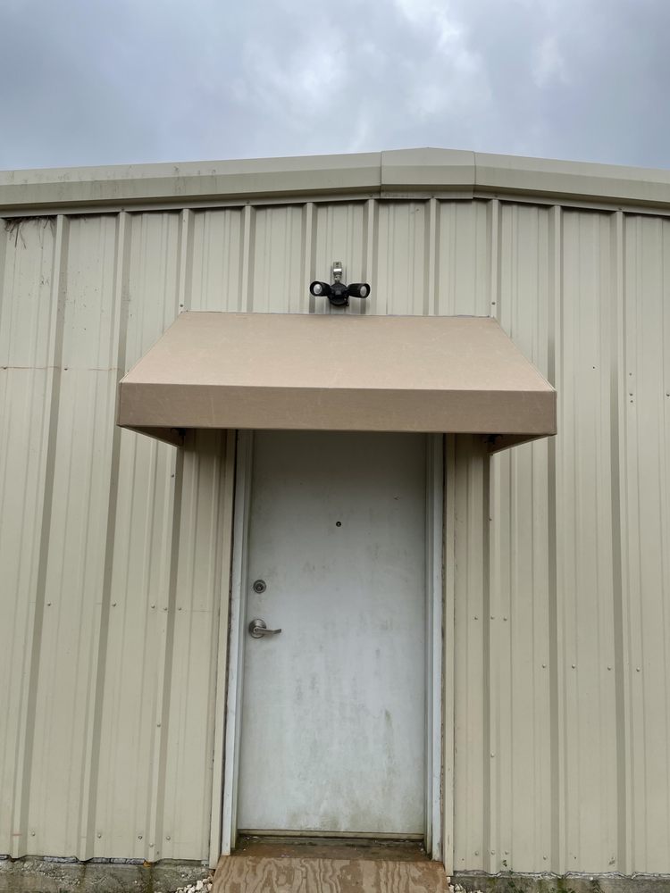 Slide of Canizales Construction