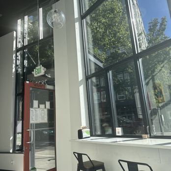 Indnon Cafe & Bistro - Cocktail Bars Near Me - Seattle, Washington