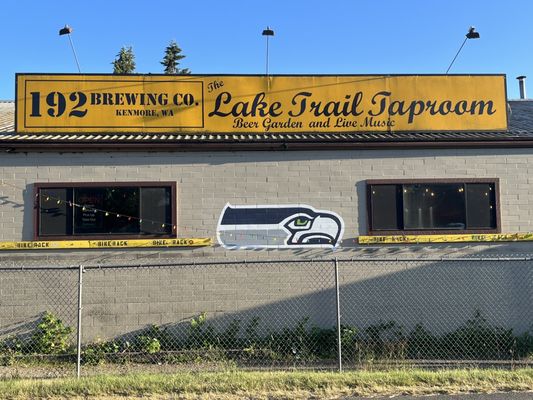 192 Brewing Company / The Lake Trail Taproom by null