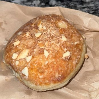 Damn Fine Hand Pies - Banana pudding donut - Donuts Near Me - St. Louis, Missouri