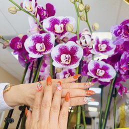 MARY QUEEN NAILS MARY QUEEN NAILS