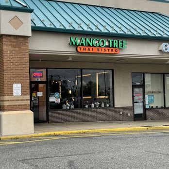 Mango Tree Bistro - Entrance exterior - Thai Near Me - Norristown, Pennsylvania