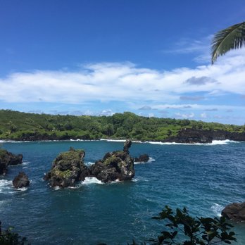 Black Sand Beach - Beaches Near Me
