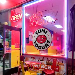 Full Service Fro-yo Full Service Fro-yo