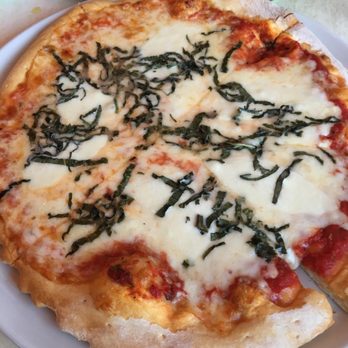Caffe Prego - Single pan pizza - Italian Near Me - Ogunquit, Maine