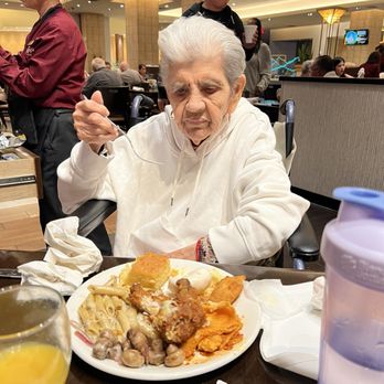 Serrano Buffet - Buffets Near Me - Highland, California