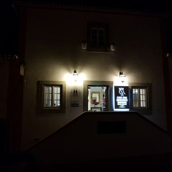 Hotel Casa das Senhoras Rainhas - Hotel entrance at night - Hotels Near Me - Obidos, 10