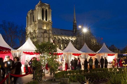 Marché de Noël de Notre-Dame by null