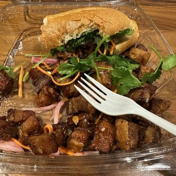 Basquenese - Crispy Pork Belly Banh Mi - Food Trucks Near Me - Boise, Idaho
