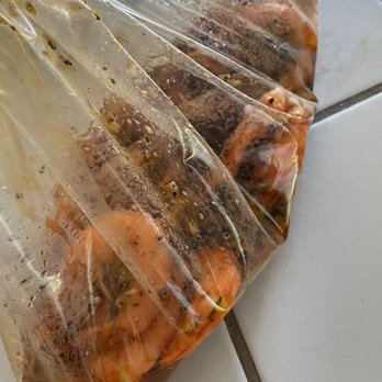Jellyfish Seafood Bar - 1lb of shrimp... ????? Seriously??? - Seafood Near Me - Gilroy, California Jellyfish Seafood Bar - 1lb of shrimp... ????? Seriously??? - Seafood Near Me - Gilroy, California