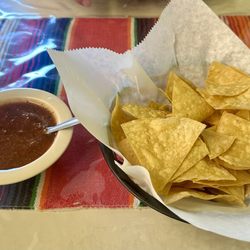 Restaurant De Maria - Homemade chips and salsa