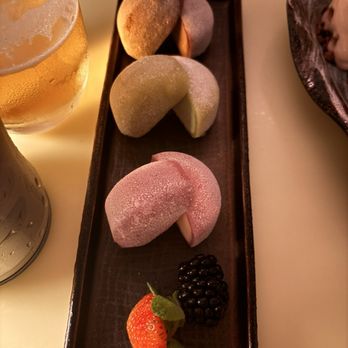 Makoto - Japanese Near Me - Miami Beach, Florida