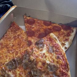 Stumpy's Pizza - Pizza