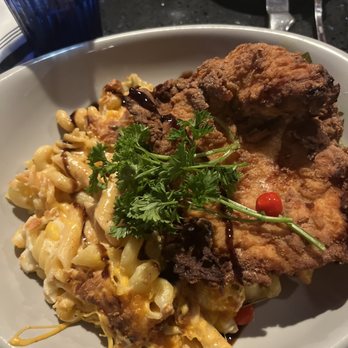 Poor Calvin's - Fried Chicken and macaroni - Asian Fusion Near Me - Atlanta, Georgia
