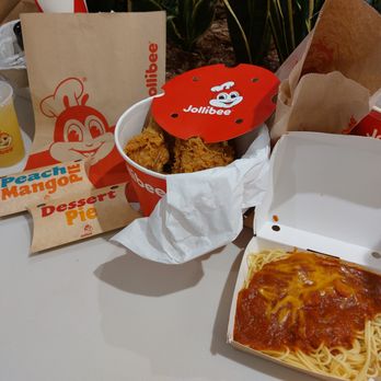 Jollibee - Pies, Fried Chicken and Spaghetti - Fast Food Near Me - East Rutherford, New Jersey