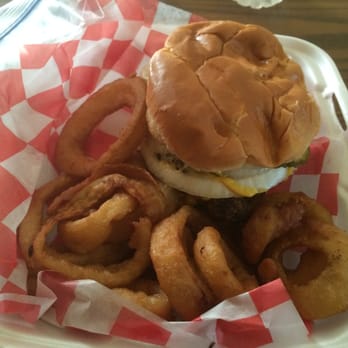 Billy Bob's Dairyland - opening the box and the reveal of the meal... - Burgers Near Me - Branson, Missouri