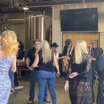 Narrative Fermentations - Sunday Jam with Aki Kumar host. - Breweries Near Me - San Jose, California