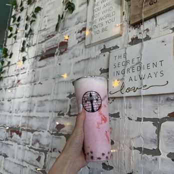 Boba St - Strawberry Yakult - Coffee & Tea Near Me - Baldwin Park, California