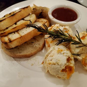 Maurizio's - "Arancini" ($15): goat cheese w/ apricot, caramelized onions, strawberry sauce, crostini - Italian Near Me - Morgan Hill, California