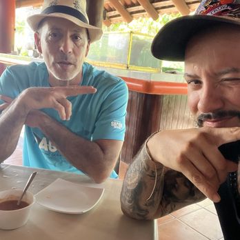 El Gabo - Two Cubans in Mexico - Seafood Near Me - Zihuatanejo, GRO