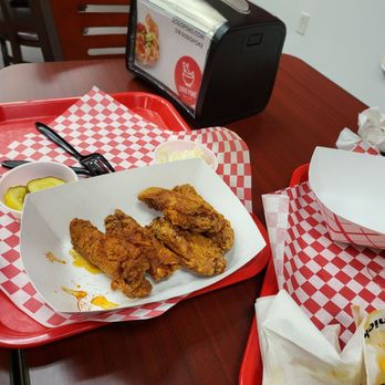 Hangry Joe's Hot Chicken - Medium chicken wings - Chicken Shop Near Me - Seattle, Washington Hangry Joe's Hot Chicken - Medium chicken wings - Chicken Shop Near Me - Seattle, Washington