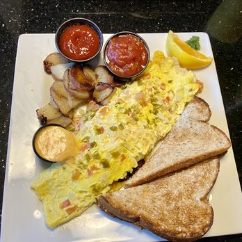 Keke's Breakfast Cafe - Southwestern Omelet - Breakfast & Brunch Near Me - Winter Park, Florida Keke's Breakfast Cafe - Southwestern Omelet - Breakfast & Brunch Near Me - Winter Park, Florida