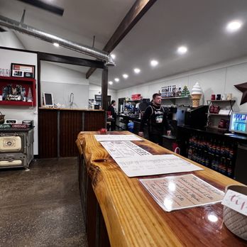 Cowboy Coffee - Front counter, looking towards kitchen area - Coffee & Tea Near Me - Mulino, Oregon