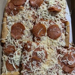 Ray's Pizza - A few regular pieces.